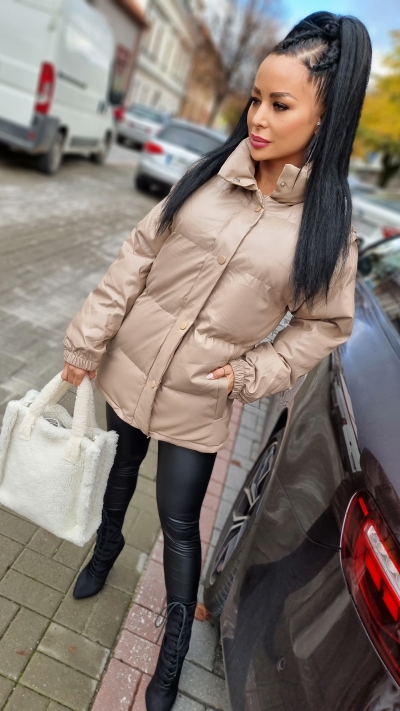 Béžová bunda 
