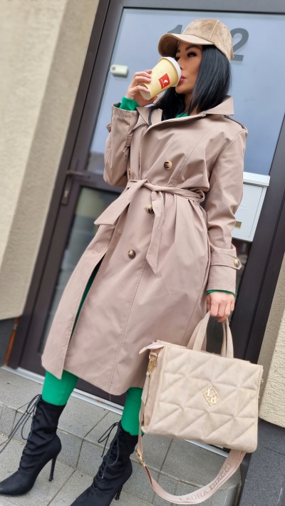 Béžový trenchcoat
