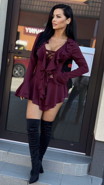 Bordový sexy overal 