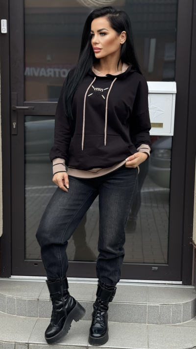 Čierna mikina s kapucňou