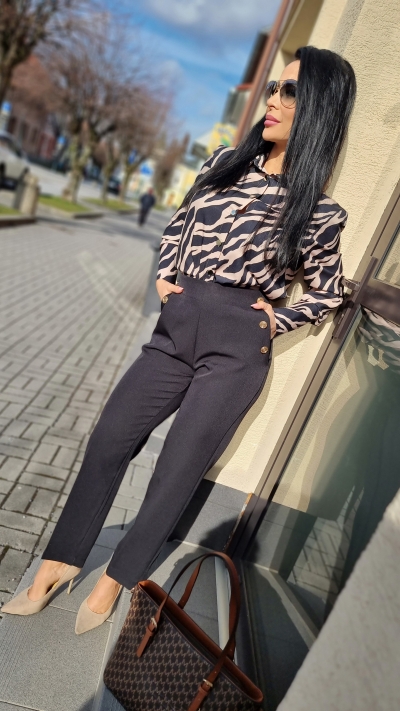 Čierne elegantne nohavice