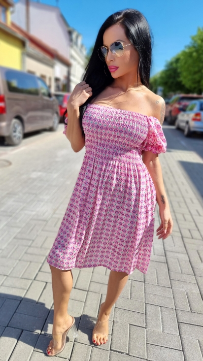 Letné ružové šaty 