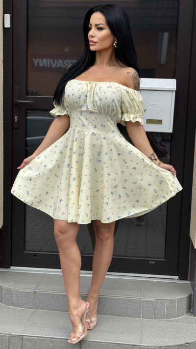 Letné žlté kvetované šaty