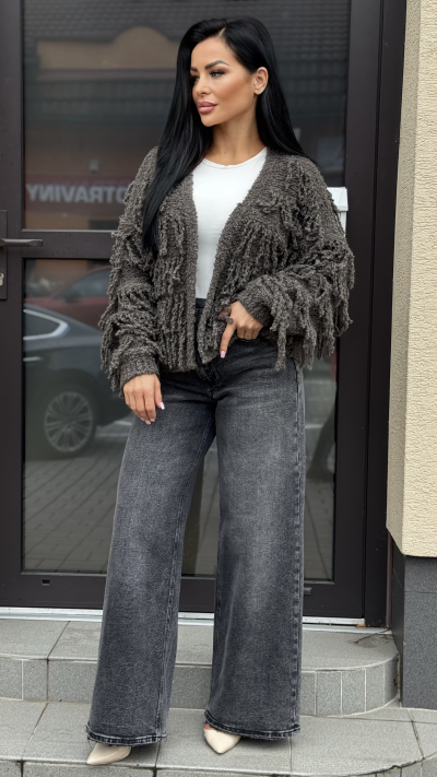Štýlový cardigan  so strapcami - hnedá farba
