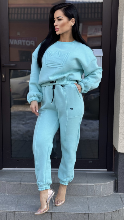 Tyrkysovo Modrá súpravám